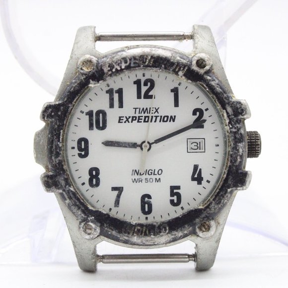 Vintage TIMEX Expedition Watch Mens Silver Tone Stainless Steel Classic Retro Re - Picture 2 of 5